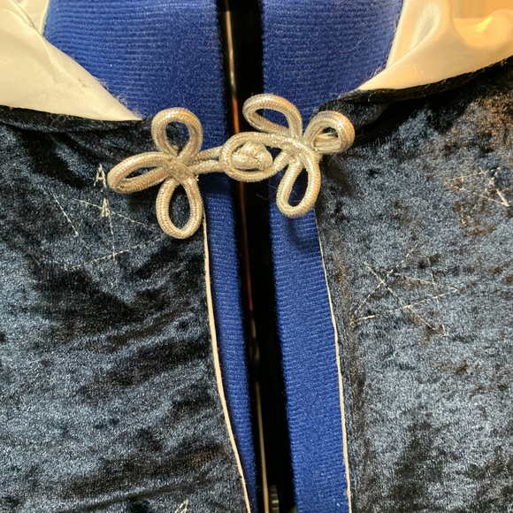 Handmade wizard’s robe and matching hat, blue/white/silver. Child size 8. - Picture 3 of 4